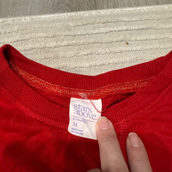 Red crew neck - Picture 2 of 2